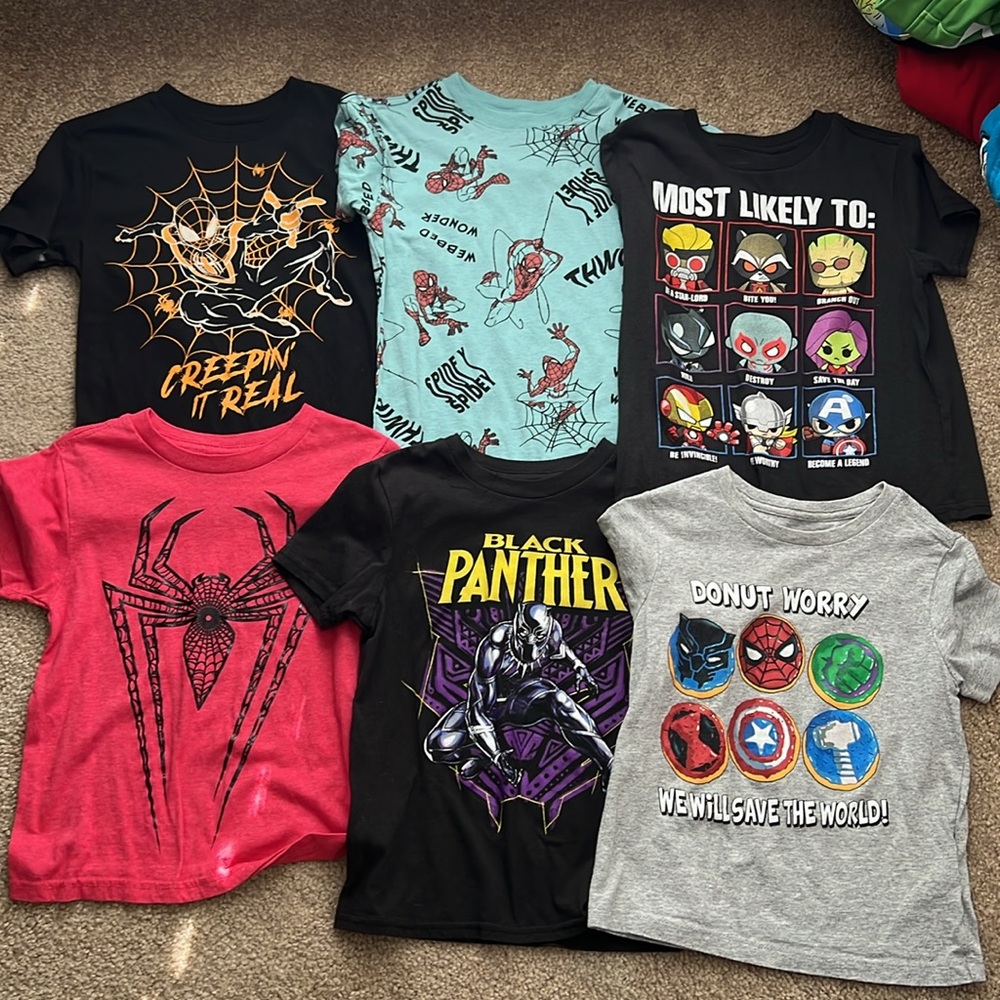 Lot of 6 super hero shirts XS (size 5).